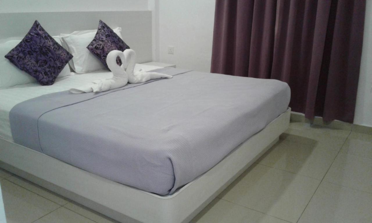 Malacca Lavender Riverside Hotel מראה חיצוני תמונה